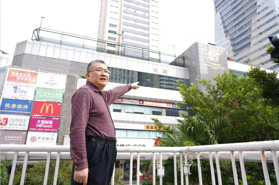 吳如軍加固過(guò)的商場(chǎng)